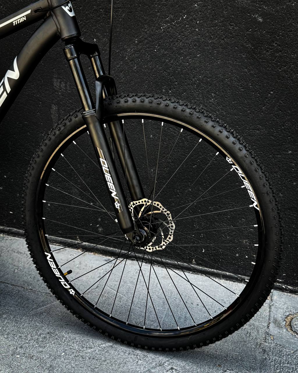 photo_5156897177555635095_y